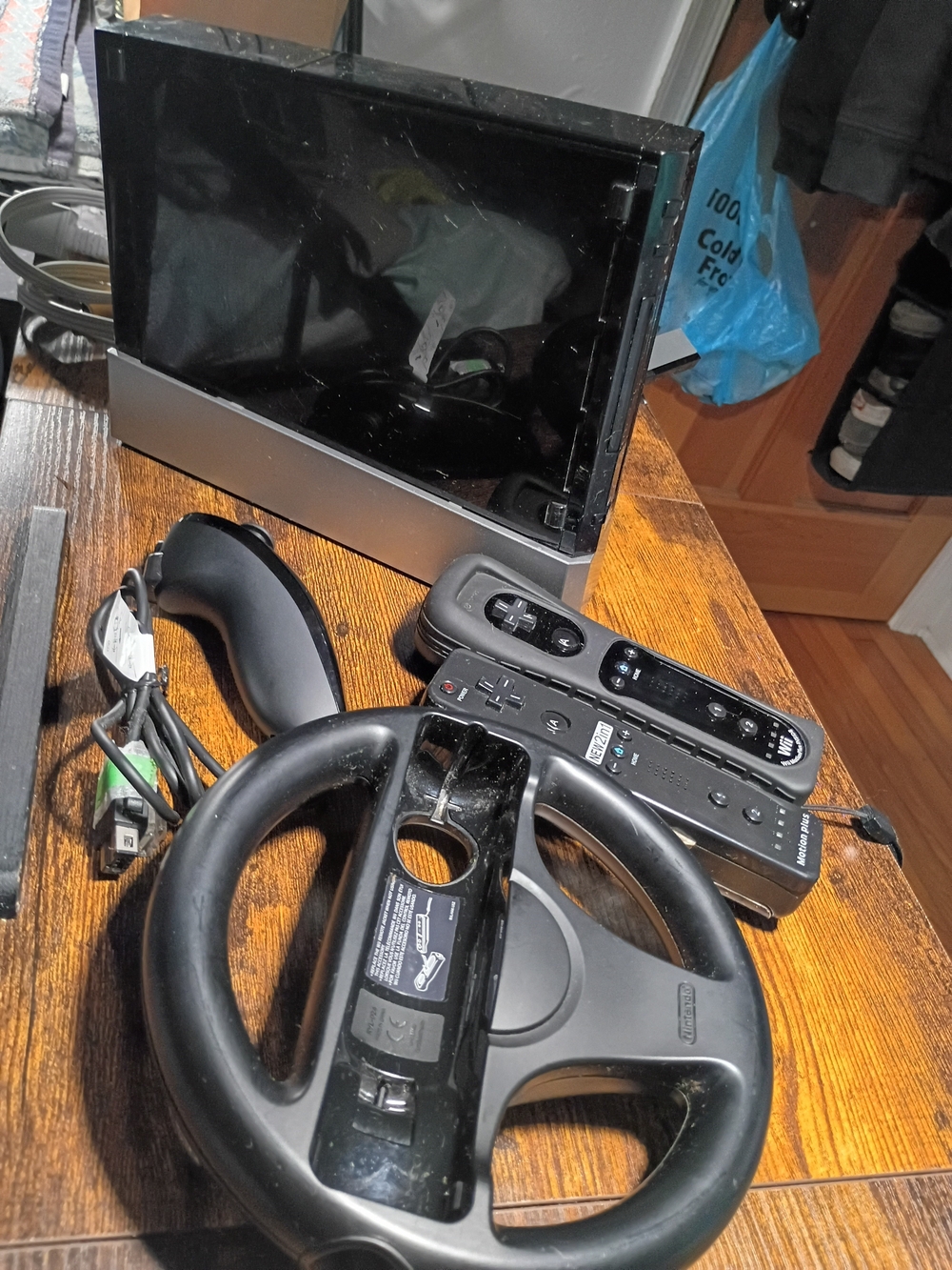 Nintendo Wii Black MotionPlus Remote Controller Bundle - Picture 2 of 3